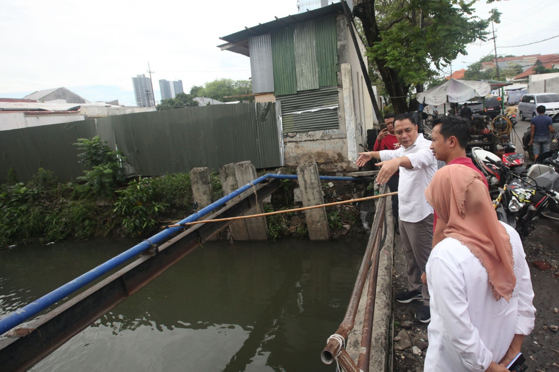 Cegah Banjir, Pemkot Surabaya Segera Tinggikan Jembatan Kupang Baru