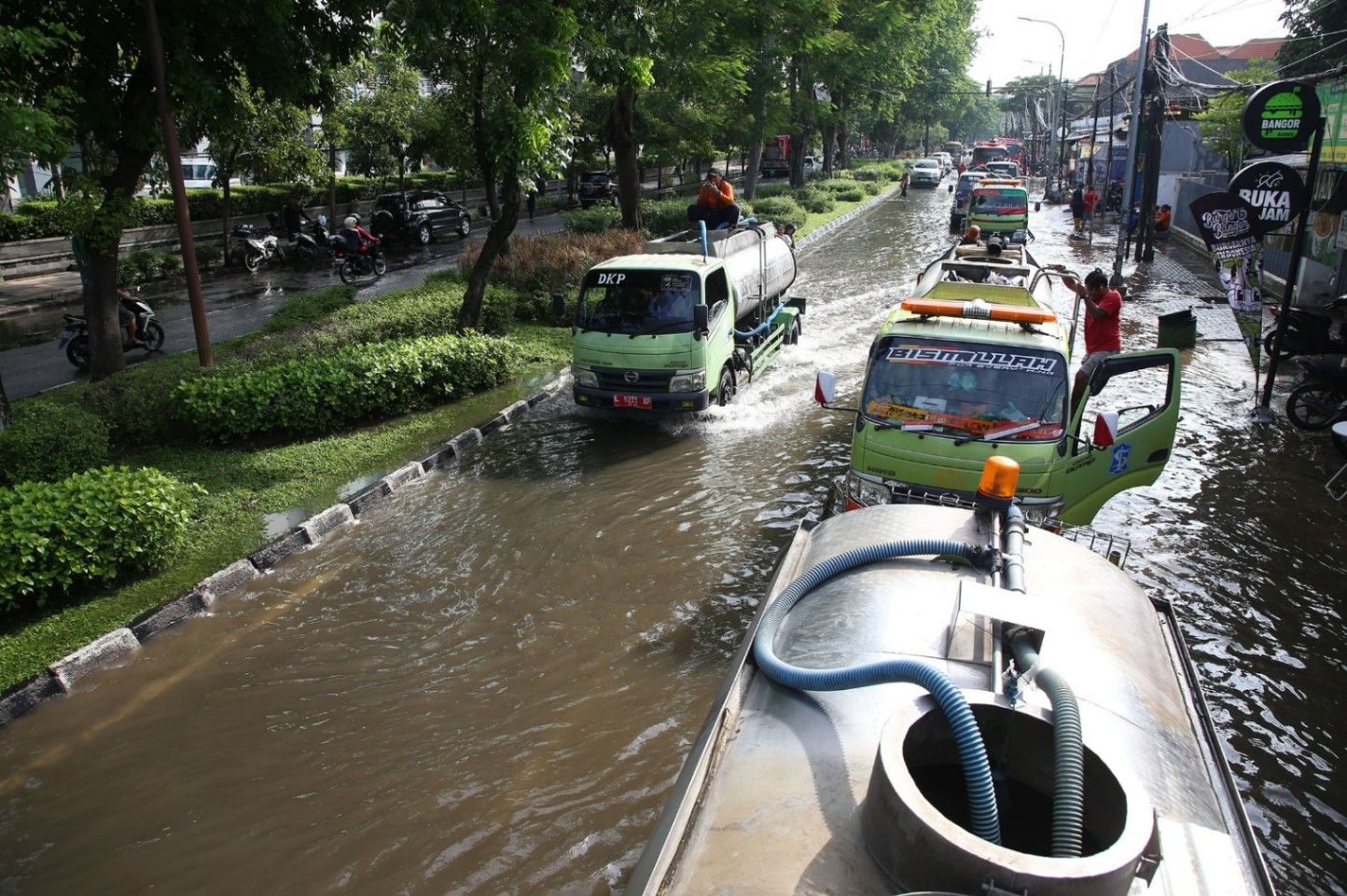 Awan CB hingga Fenomena Gelombang Kelvin-Rossby jadi Penyebab Cuaca Ekstrem di Surabaya