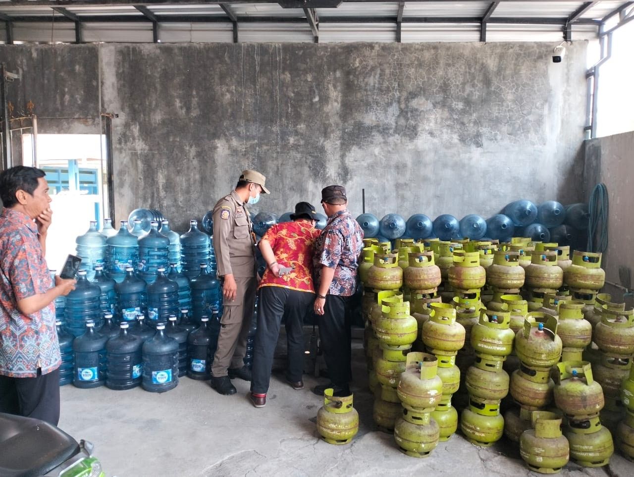 Pemkot Pastikan Ketersediaan LPG 3 kg di Surabaya Masih Mencukupi