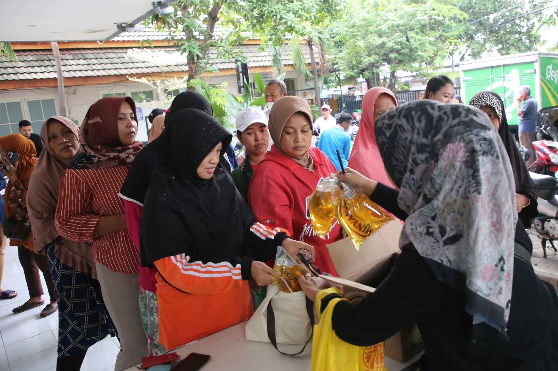 Stabilisasi Harga Bapok di Awal Tahun dan Jelang Imlek, Pemkot Surabaya Kembali Gelar GPM di Kelurahan Wonorejo