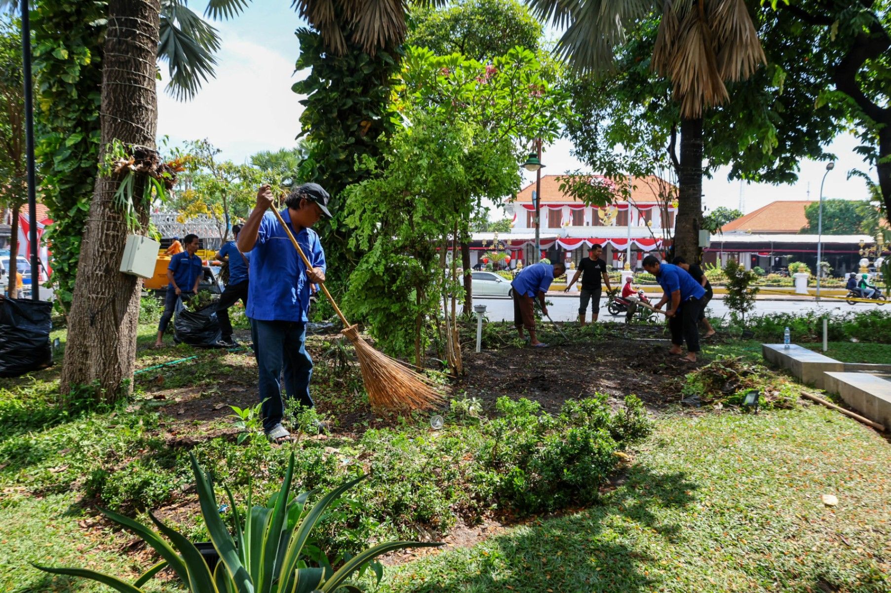 Kolaborasi Solid Pemkot Surabaya-Pemprov Jatim, Taman Apsari Kembali Pulih Pasca Pesta Rakyat