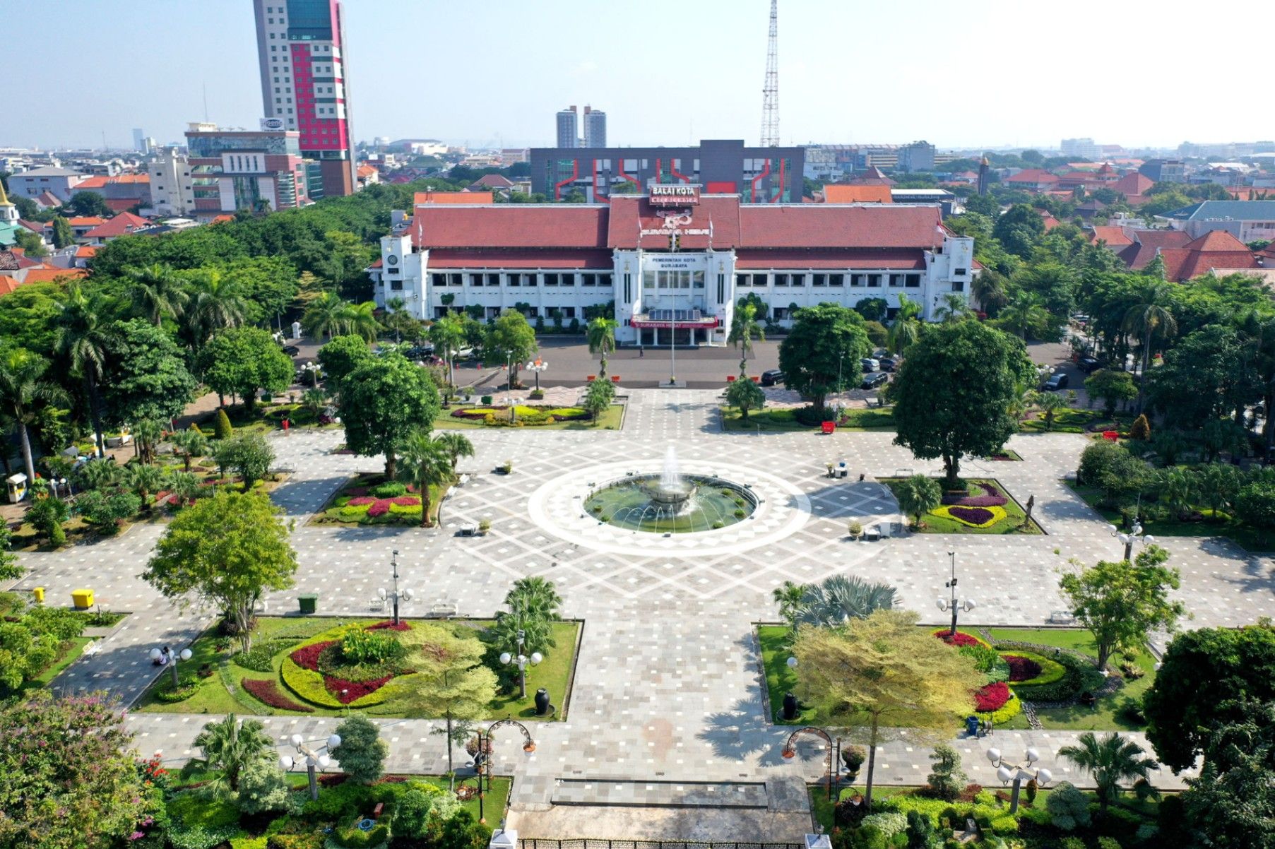 Pemasangan CCTV di Tempat Usaha, Wali Kota Eri Inginkan Kejujuran Pengusaha Terkait Pajak Parkir