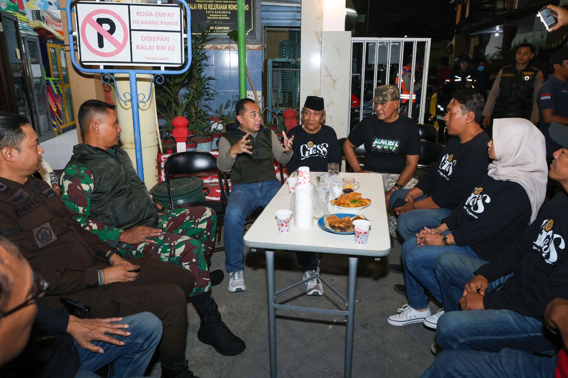 Wali Kota Eri Cahyadi Pimpin Patroli Gabungan Bersama Forkopimda, Pastikan Surabaya Aman dan Kondusif