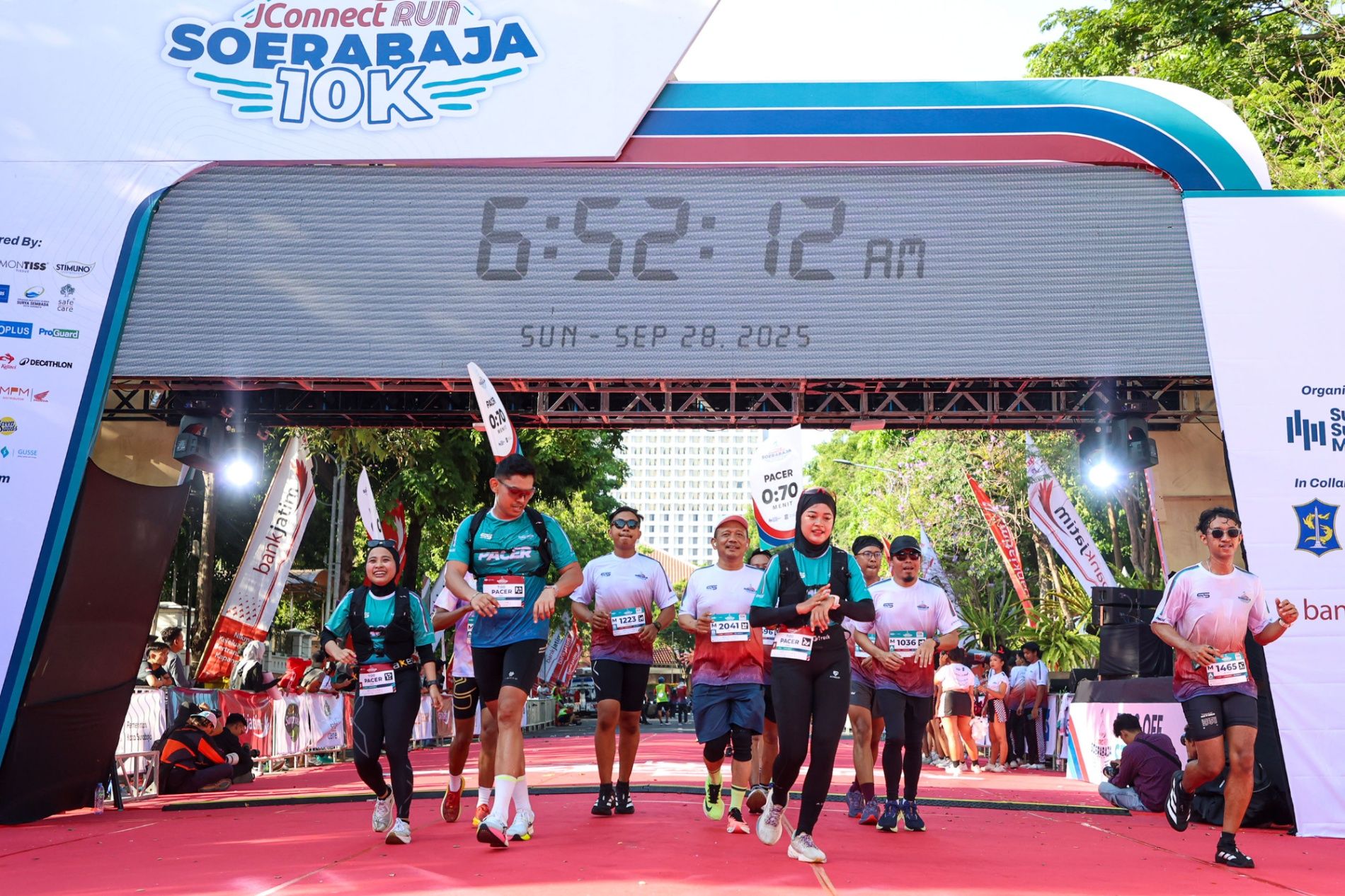 3.000 Pelari Ramaikan “JConnect Run Soerabaja 10K” yang Digelar Pemkot Surabaya Bersama Bank Jatim