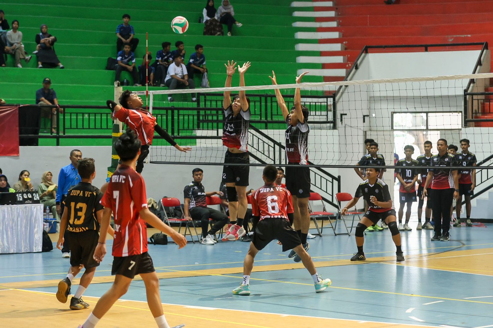 Kejuaraan Voli U-19 Piala Walikota Surabaya Resmi Dibuka, Diikuti 44 Klub se-Jatim