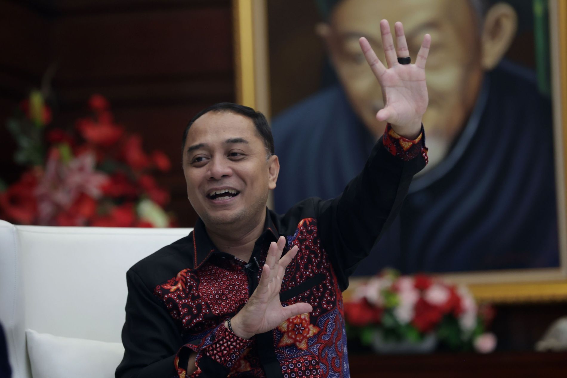 Wali Kota Eri Minta Warga Jaga Lingkungan, Hindari Bahaya Hujan Mikroplastik