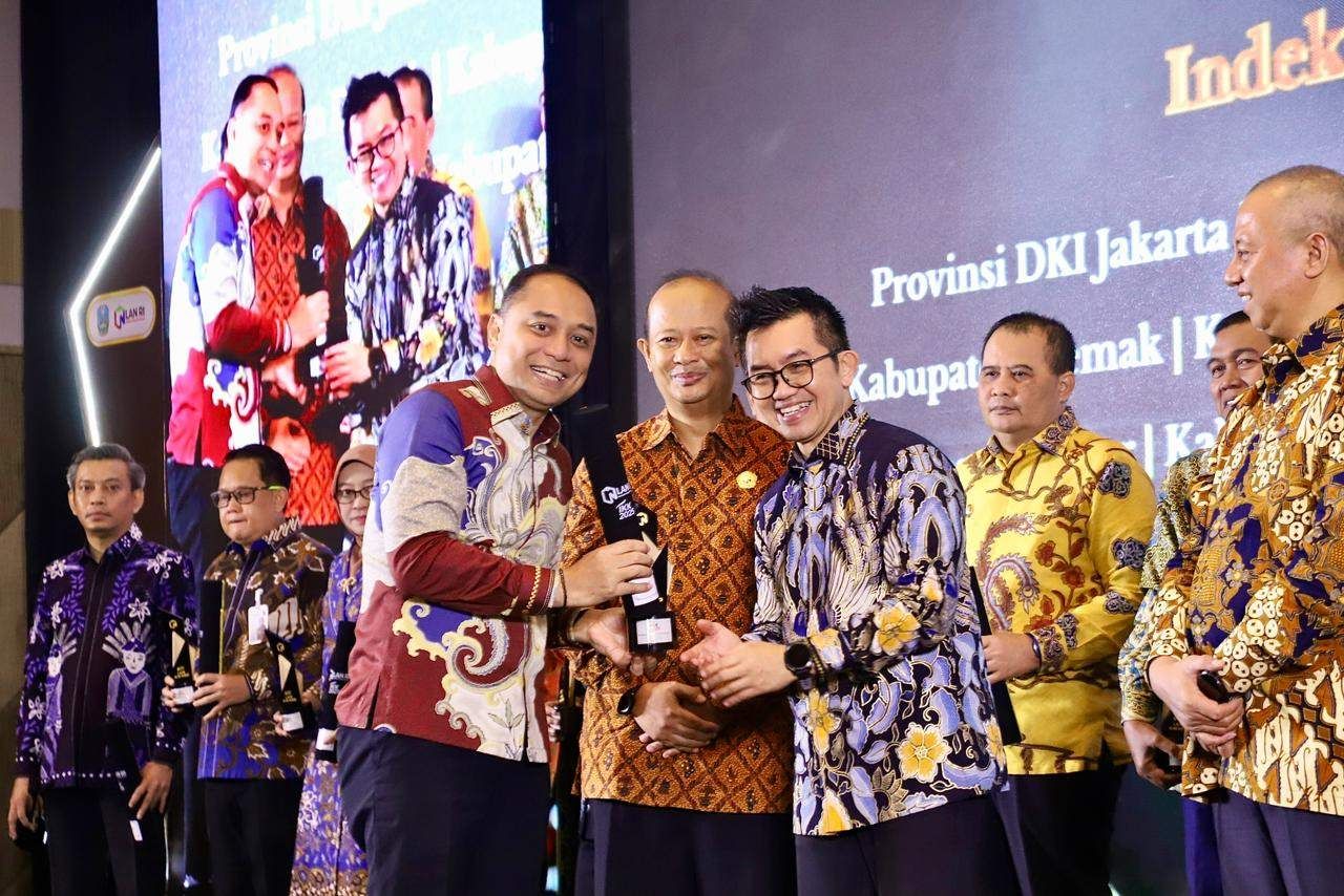 Pemkot Surabaya Raih Predikat "Unggul" IKK Award 2025 dari LAN RI