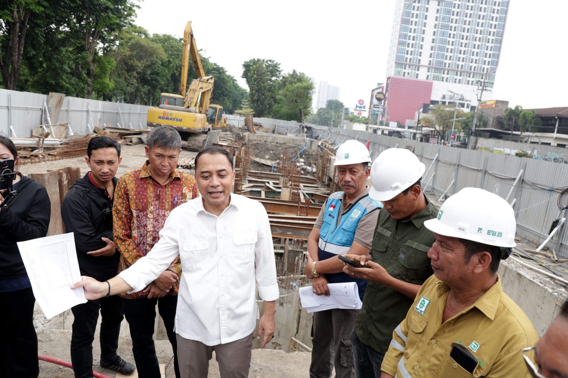 Proyek Rumah Pompa Capai 90 persen, Wali Kota Eri Cahyadi Berlakukan Denda untuk Kontraktor yang Terlambat