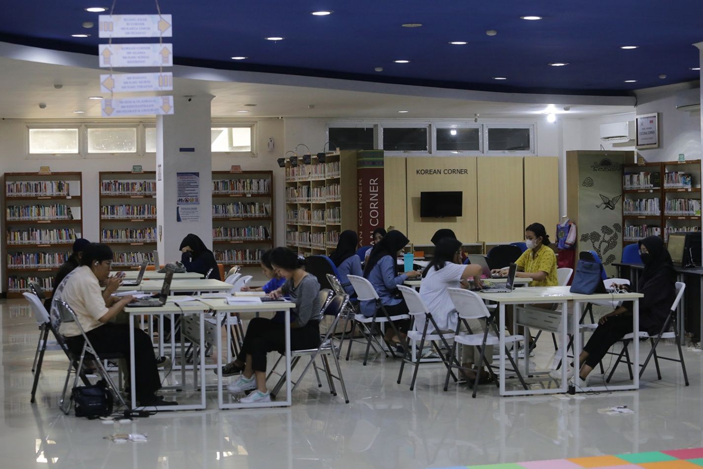 Kunjungan Perpustakaan di Surabaya Capai 474 Ribu Sepanjang 2025, Dispusip Perkuat Layanan Keliling dan Digital