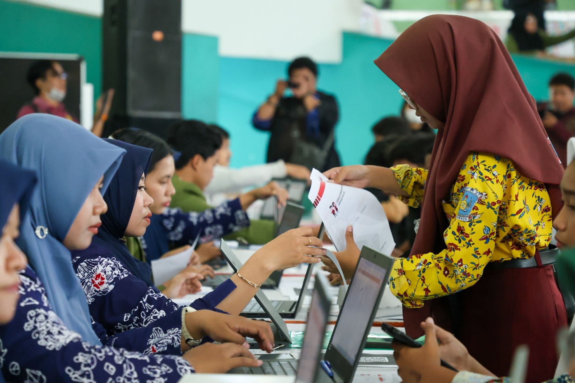 Tingkatkan IPM dan Intervensi Pengentasan Kemiskinan, Ini Skema Baru ‘Beasiswa Pemuda Warga Kota Surabaya’