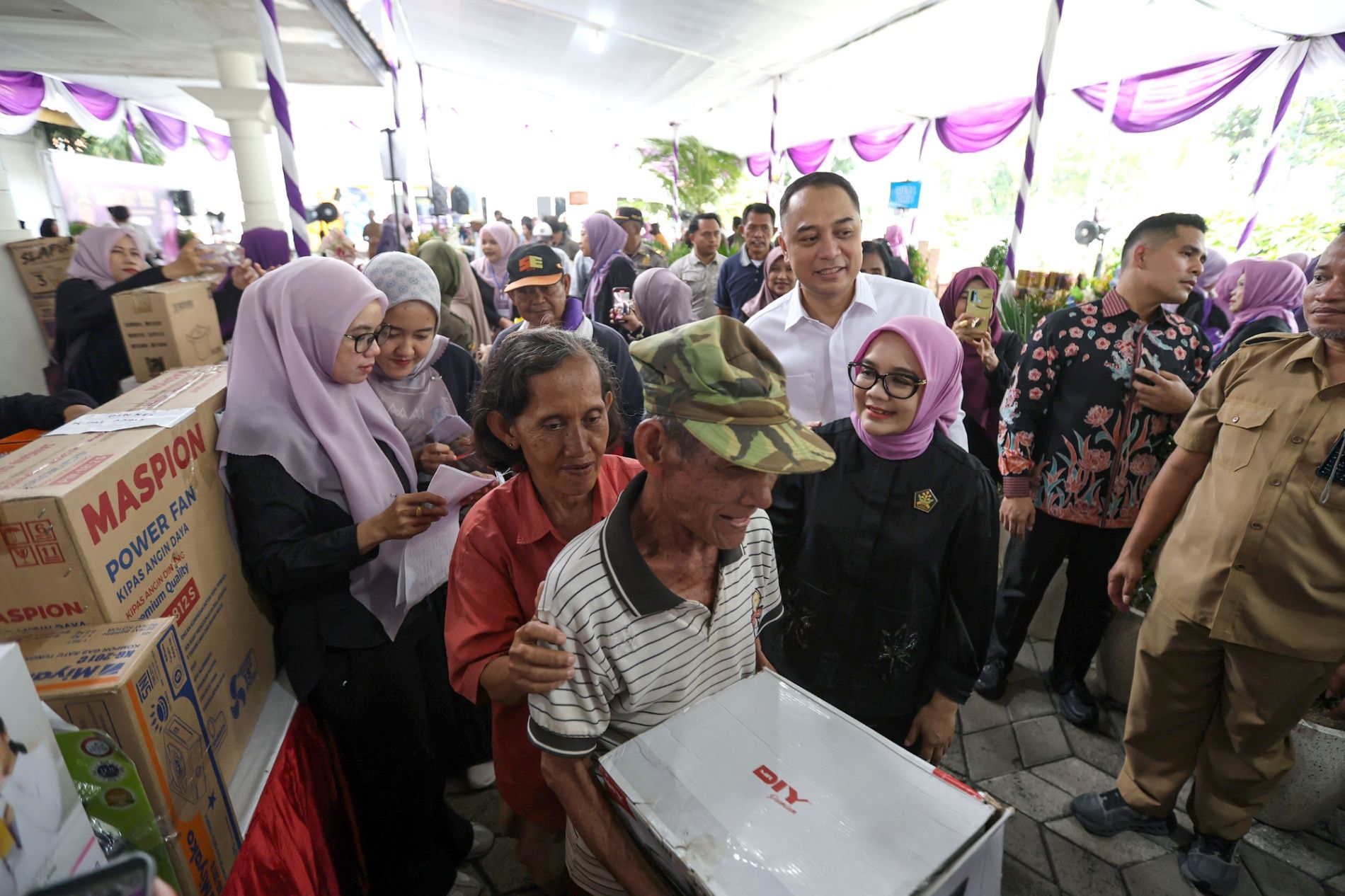 Garage Day 2026, 7.250 Gamis  Surabaya Terima 38 Ribu Bantuan