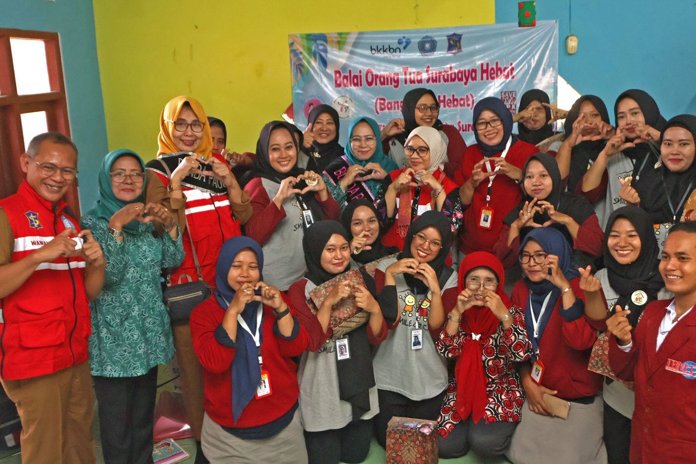 Gebrakan TP PKK Surabaya Lawan Judi Online hingga Cyberbullying Anak