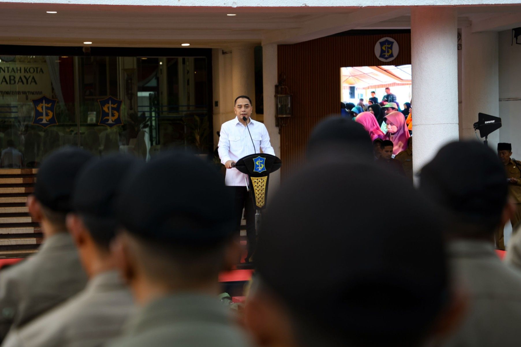 Sambut Nyepi dan Idulfitri 1447 H, Pemkot Surabaya Gelar Apel Pasukan: Fokus pada Toleransi dan Keamanan Kampung