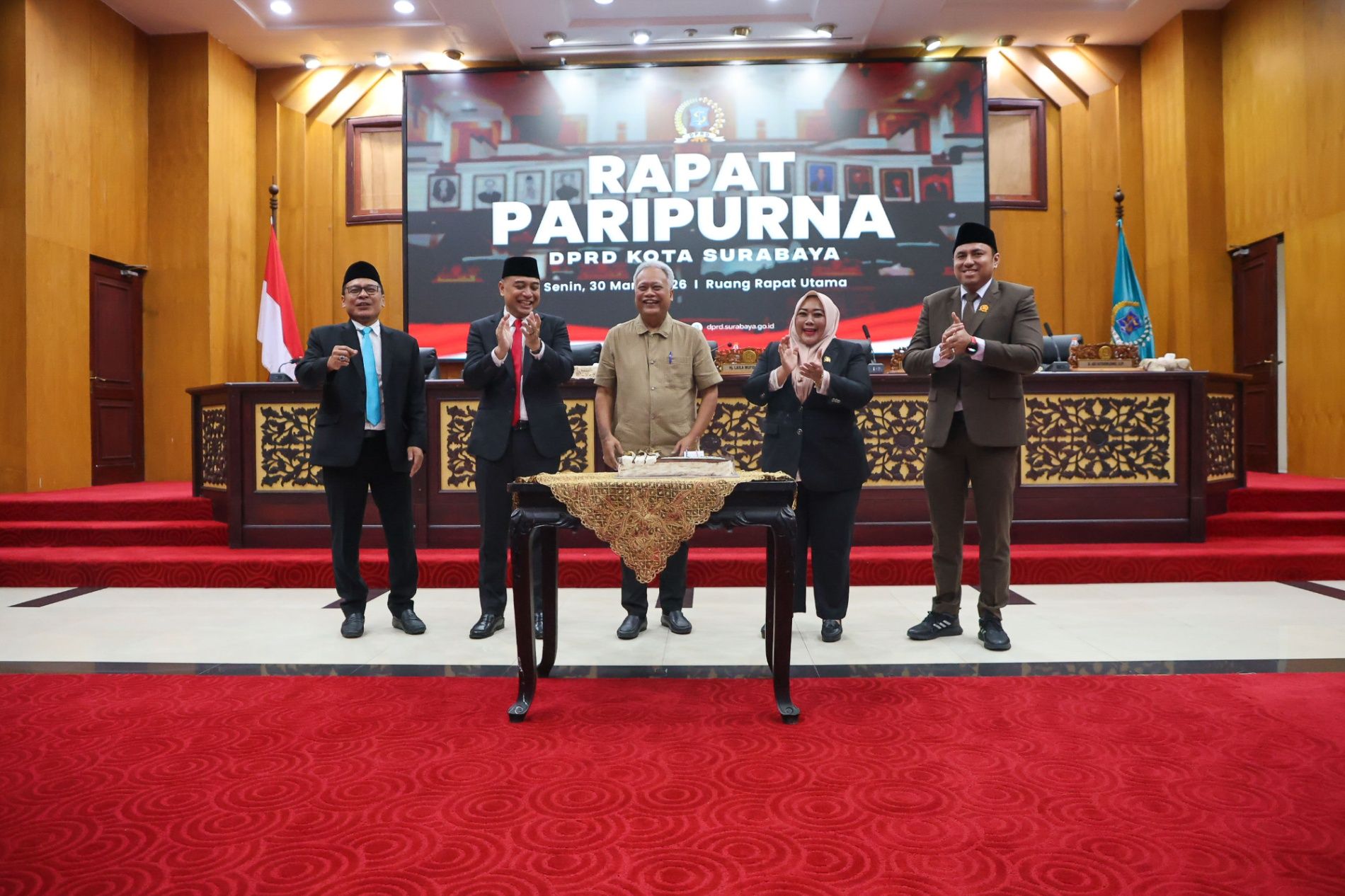 Wujudkan Hunian Layak, Pemkot Surabaya dan DPRD Sahkan Perda Penataan Ruang dan Rusunami