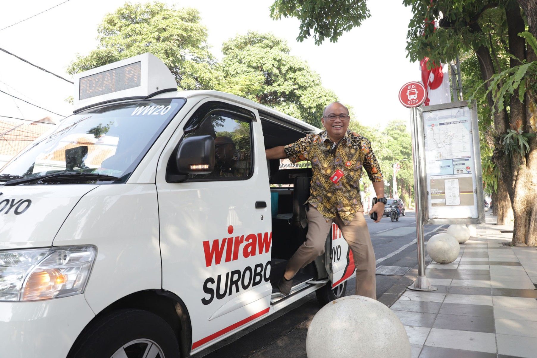 Pemkot Surabaya Tunggu Arahan Presiden soal WFH, Wali Kota Eri Siapkan Skema Alternatif Hemat BBM