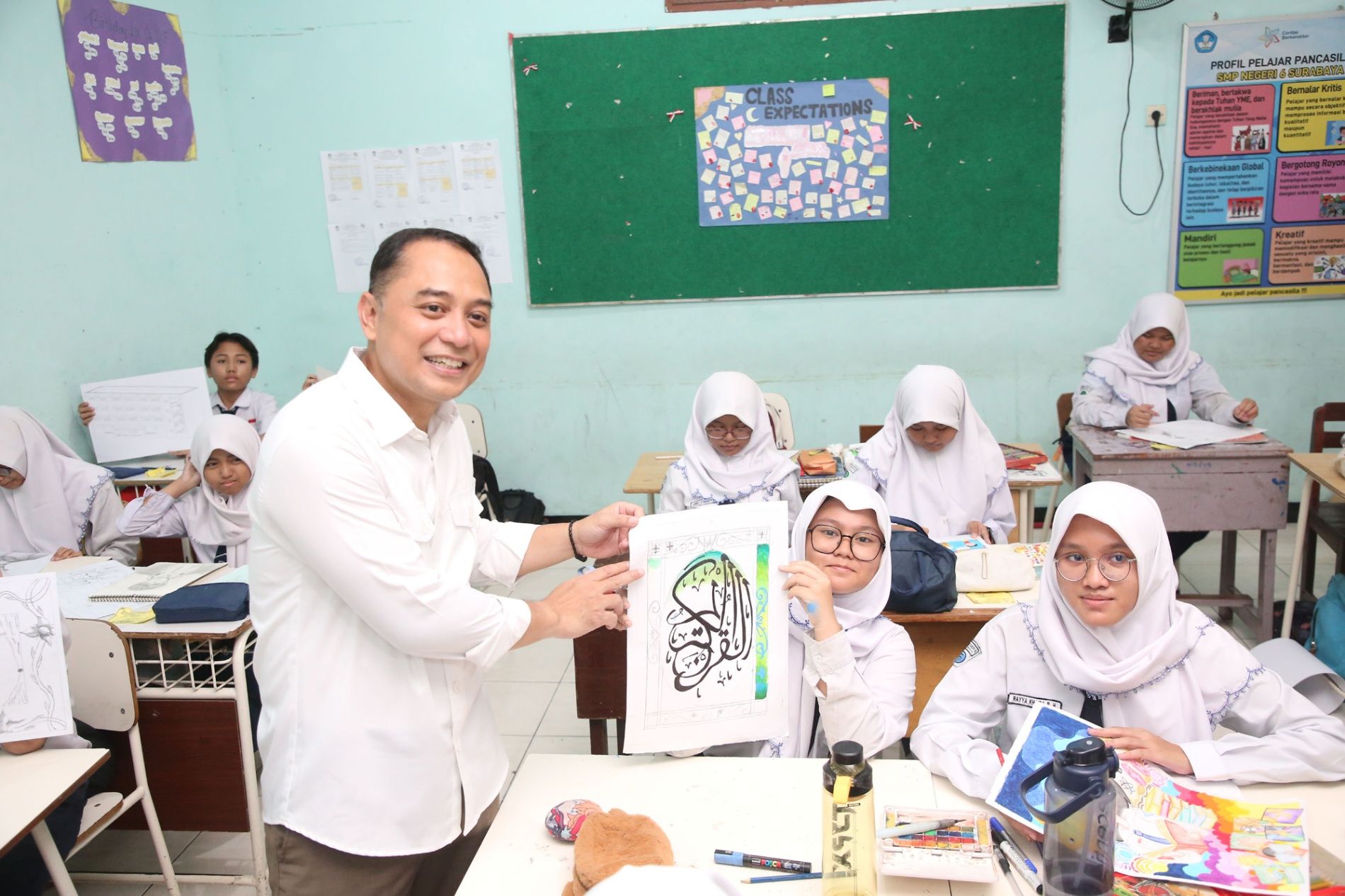 Pemkot Surabaya Perkuat Peran Orang Tua Awasi Gawai Anak, Sejalan PP TUNAS