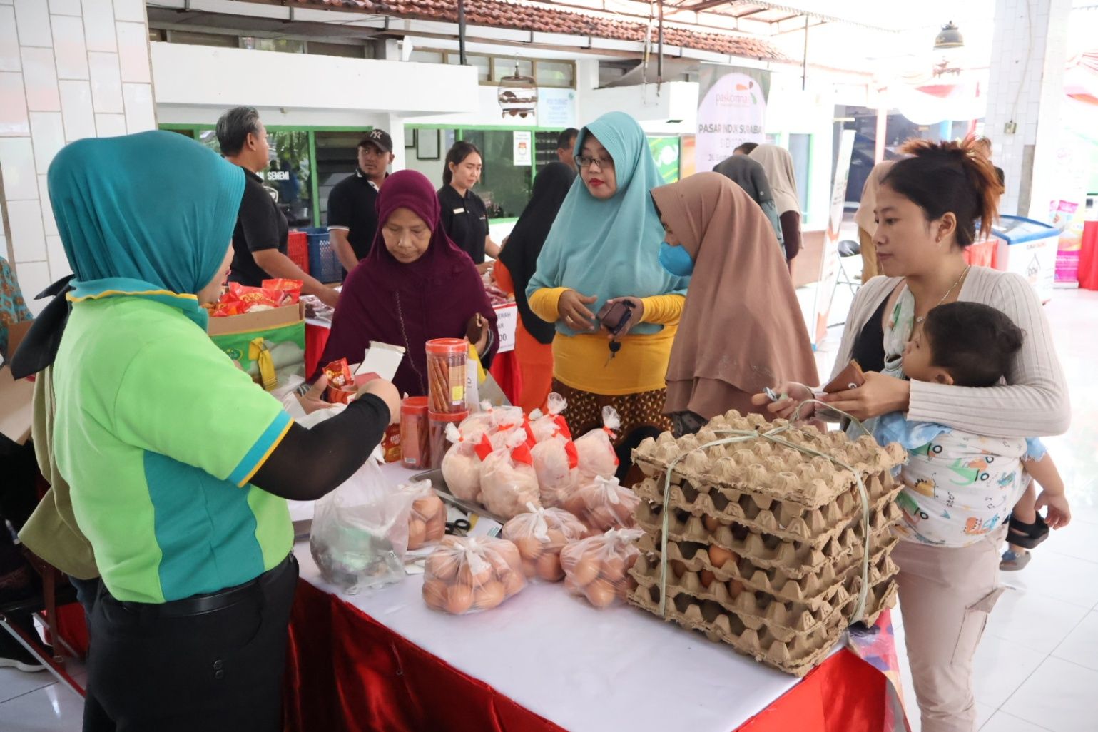 Pemkot Surabaya Gencarkan Pasar Murah Pasca Lebaran 2026, Harga Sembako Ditekan - Akses Warga Diperluas