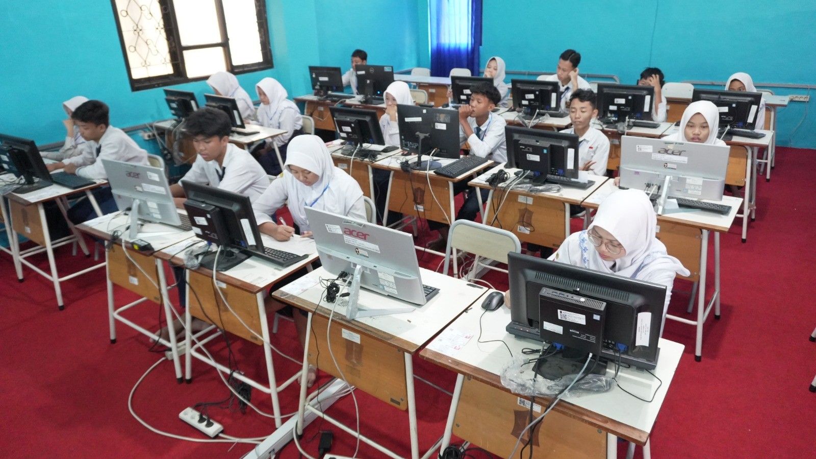 Pelaksanaan TKA SMP 2026 di Surabaya Lancar, Dispendik Lakukan Monitoring