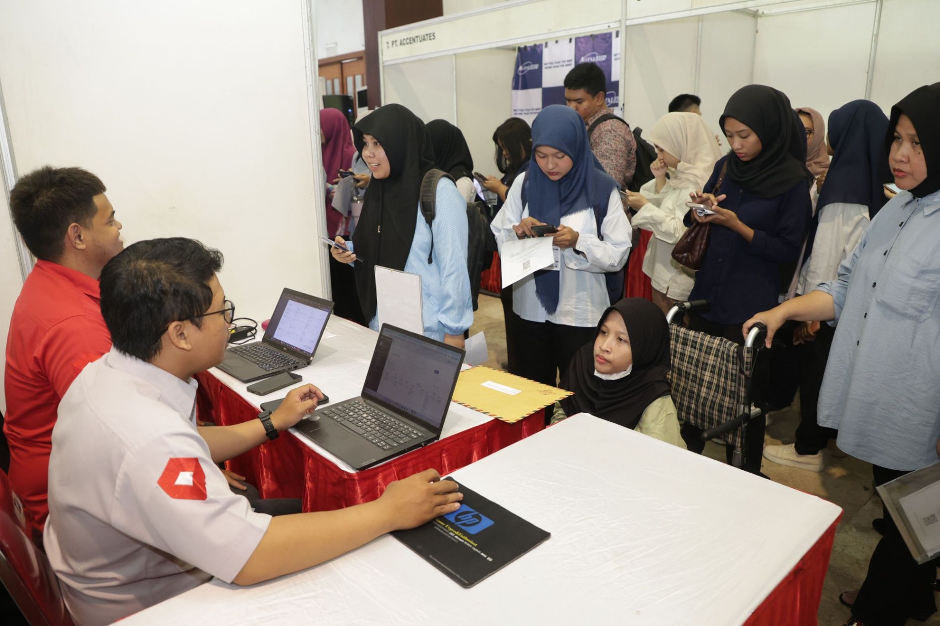 Surabaya Industrial and Labour Festival 2026, Targetkan Transaksi Ekspor 100 Juta USD dan Serap Ribuan Tenaga Kerja