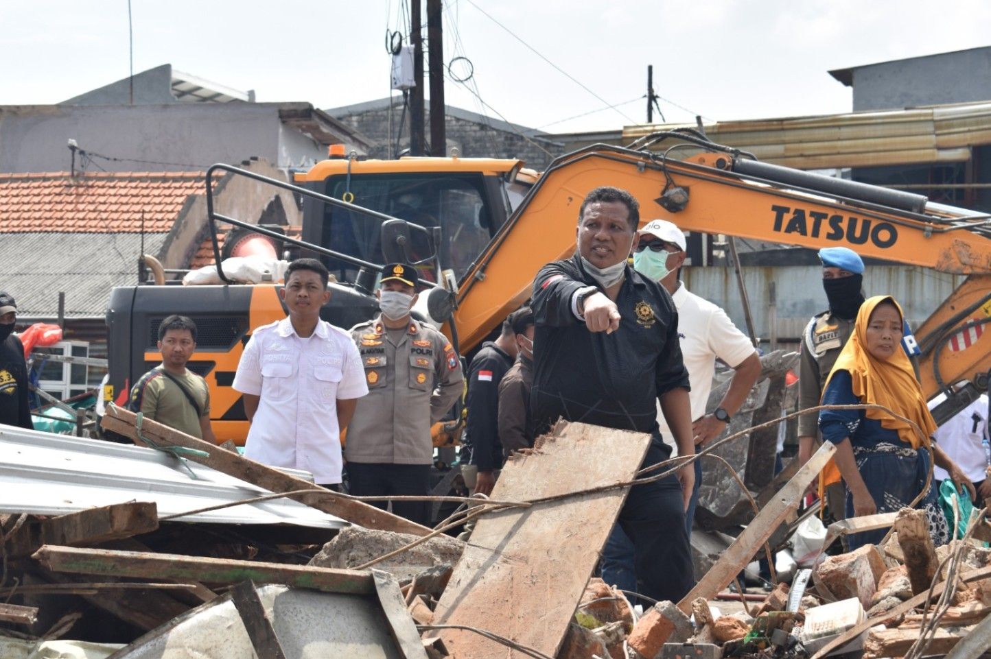 Pemkot Surabaya Kembali Tertibkan Pasar Simorejo Timur, Bangunan Liar Dibongkar