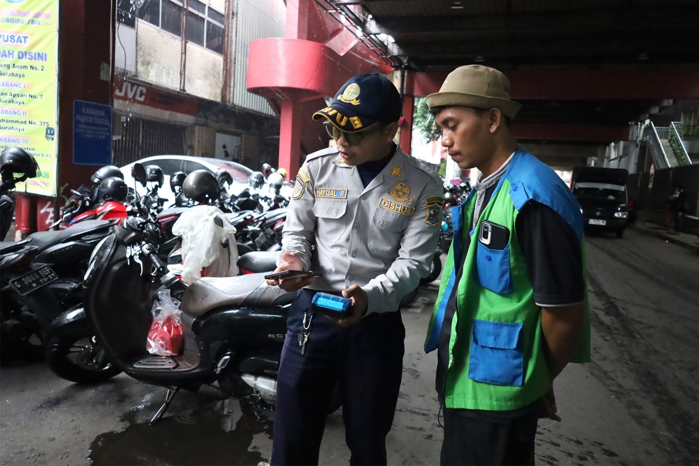 Sinergi Pemkot–Polisi Diperkuat, Wali Kota Eri Cahyadi Genjot Parkir Digital demi Kenyamanan Warga