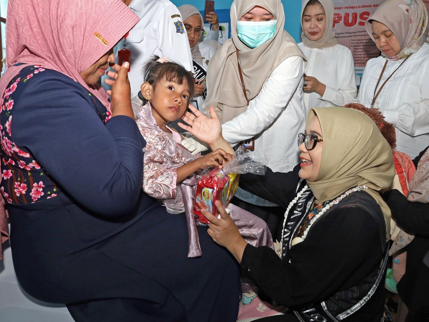 Upaya Preventif Lindungi Anak dari Risiko Campak, Pemkot Bersama Bunda PAUD Surabaya Masifkan Imunisasi Serentak