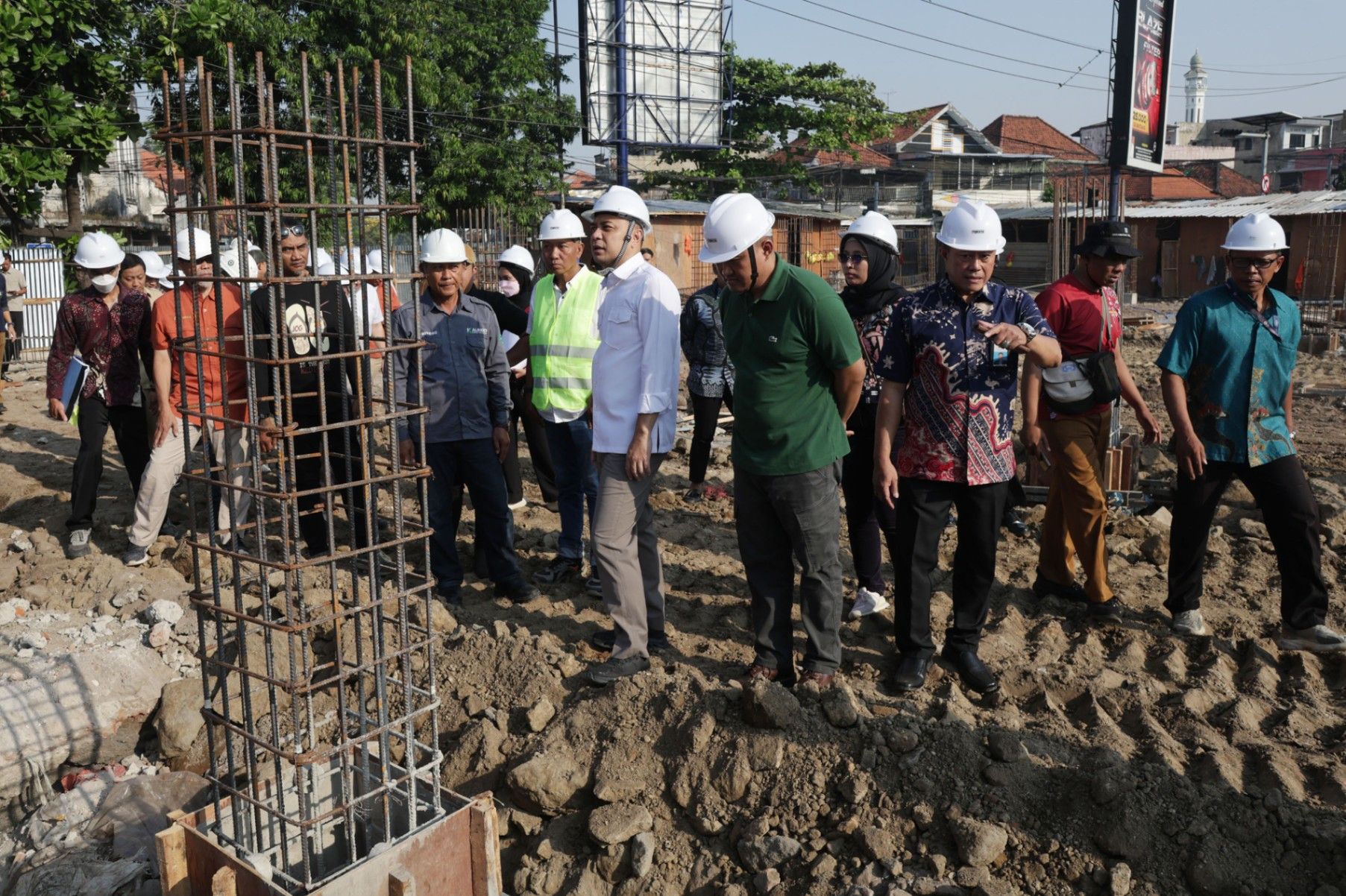 Sidak Revitalisasi Pasar Keputran Selatan, Wali Kota Eri Harap Warga Belanja Lebih Nyaman dan Bersih