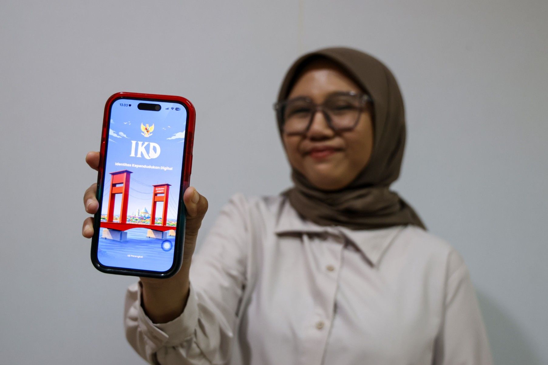 Perekaman KTP Elektronik Tembus 99,68 Persen, Surabaya Percepat Transformasi Digital