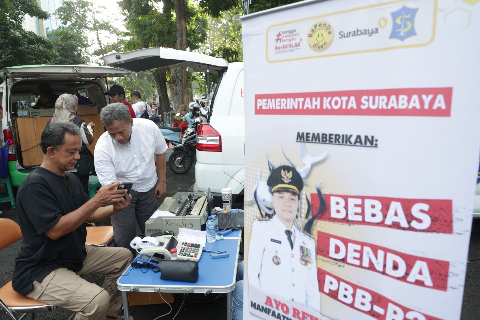 Optimalkan Pendapatan Daerah, Pemkot Surabaya dan Pemprov Jatim Buka Layanan Bayar PKB-PBB di CFD