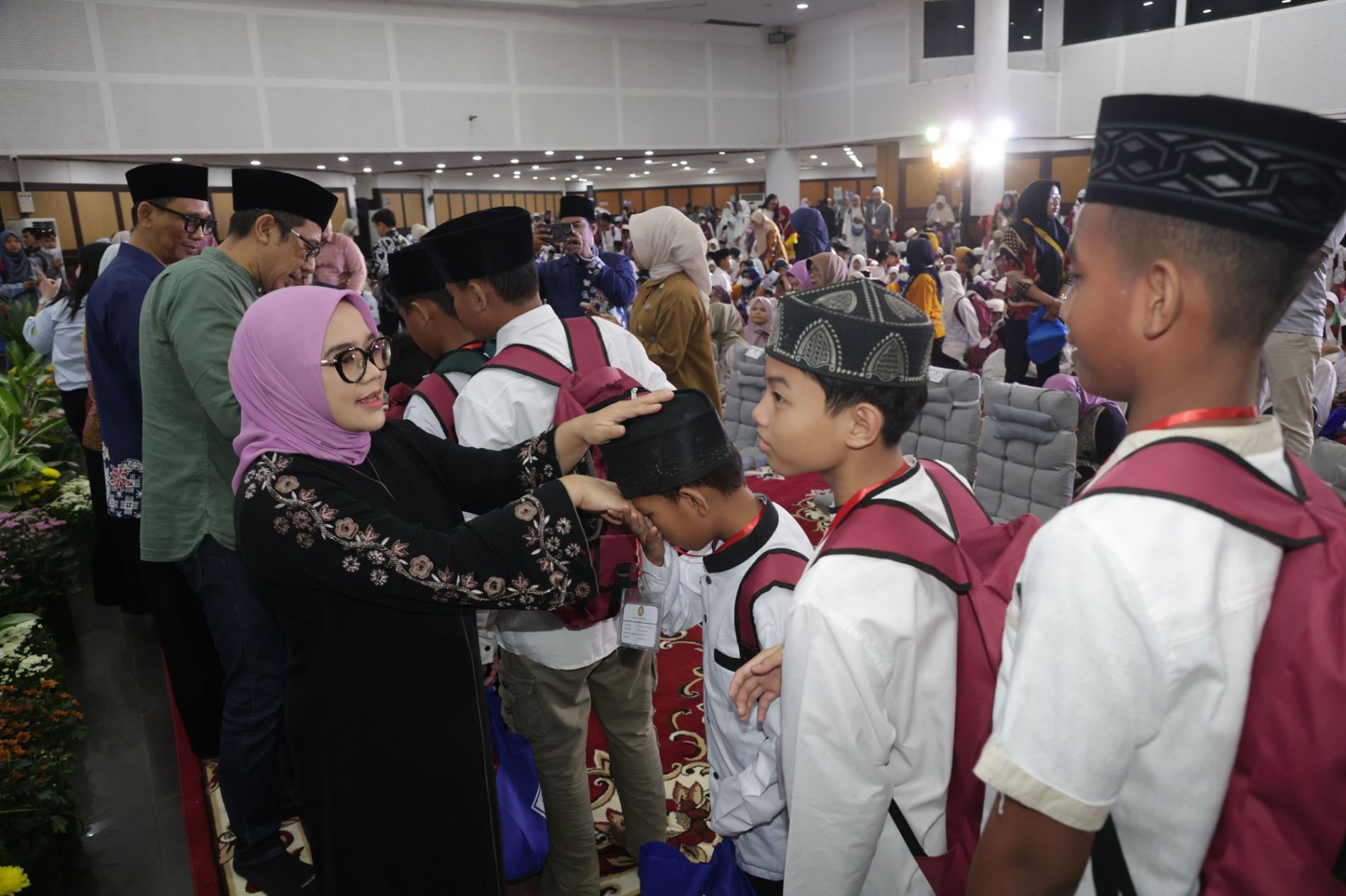 Santuni 1.500 Anak Yatim Lintas Agama, Surabaya Tegaskan Kepedulian Tak Mengenal Perbedaan