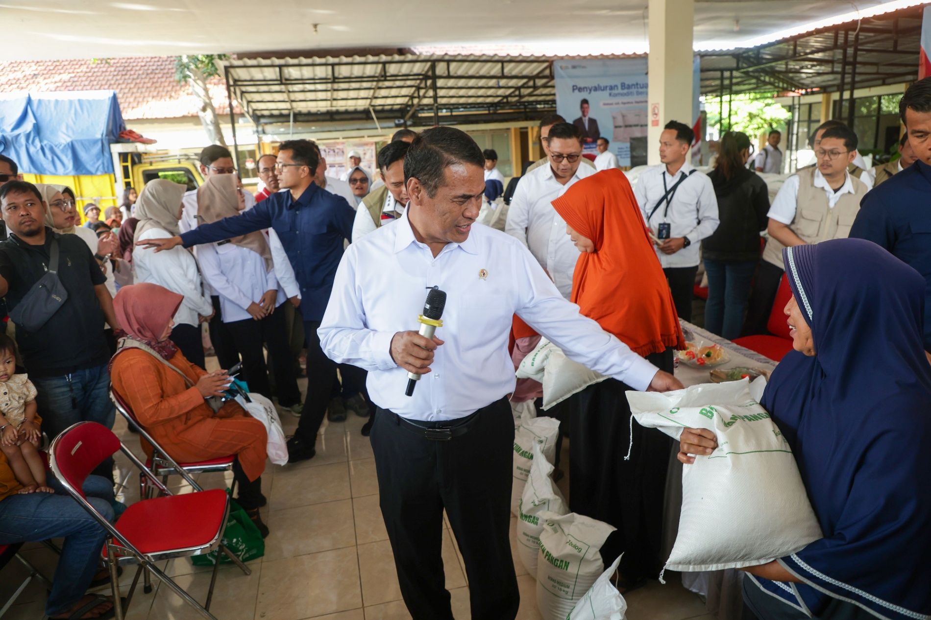 Sinergi Pemkot Surabaya dan Kementan Pastikan Penyaluran Bantuan Beras Tepat Sasaran
