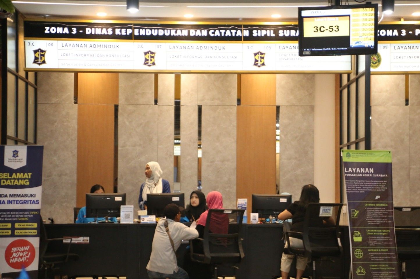 Lulus Kuliah tapi Data di KK Masih SMA, Pemkot Surabaya Imbau Warga Segera Update