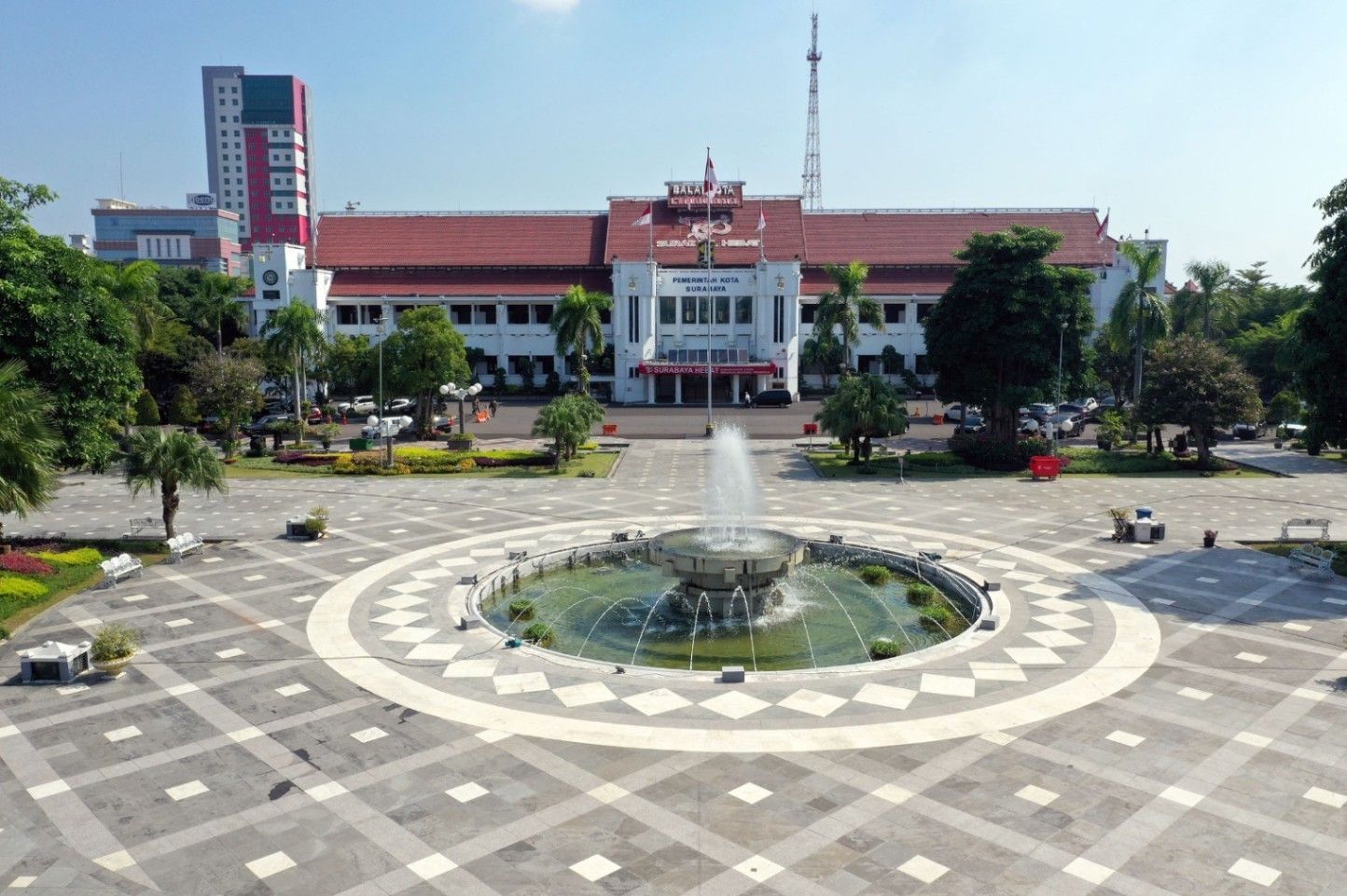 PENGUMUMAN HASIL SELEKSI UJIAN TERTULIS KEAHLIAN, FOCUS GROUP  DISCUSSION (FGD) SERTA PRESENTASI MAKALAH STRATEGI PENGAWASAN  ANGGOTA DEWAN PENGAWAS PERUSAHAAN UMUM DAERAH KEBUN BINATANG SURABAYA