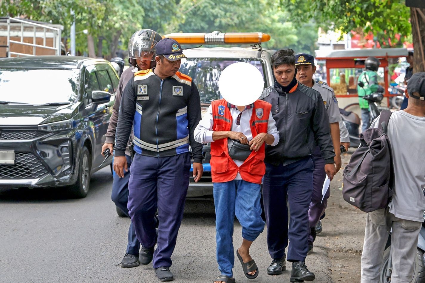Digitalisasi Parkir Surabaya Capai 1.541 Titik, Dishub Tertibkan Jukir Tak Ber-KTA