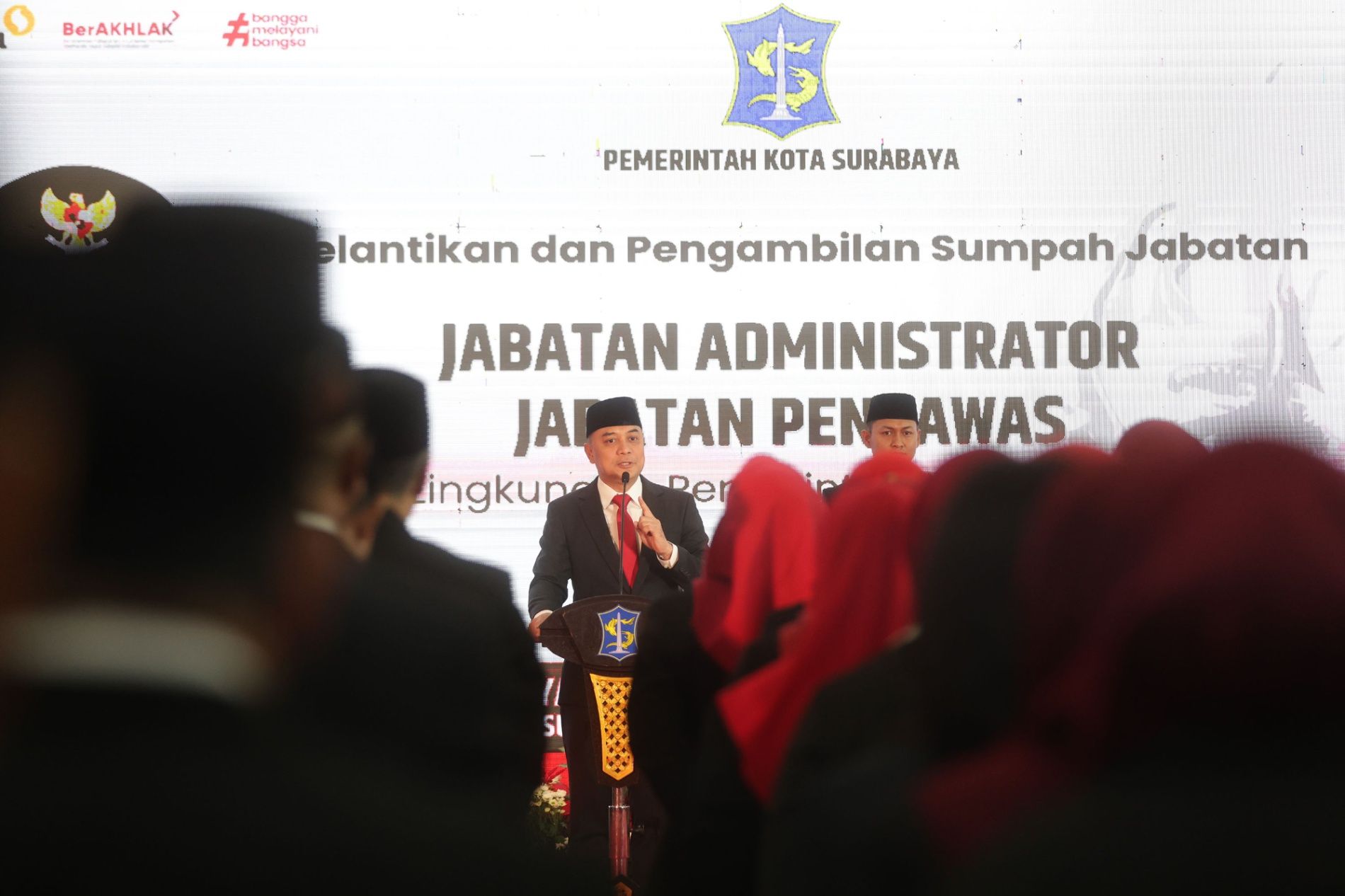 Wali Kota Eri Ungkap Alasan Ganti 13 Kepala Dinas Surabaya dalam Satu Tahun