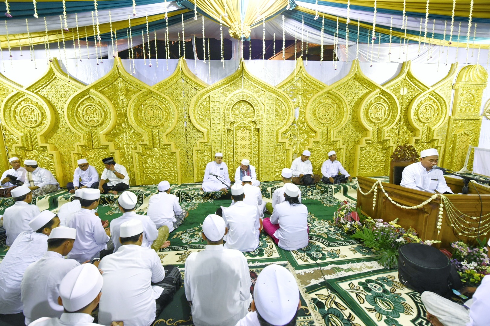 Sambut Bulan Ramadhan dan HJKS ke-724, Warga Eks Lokalisasi Gelar Dzikir