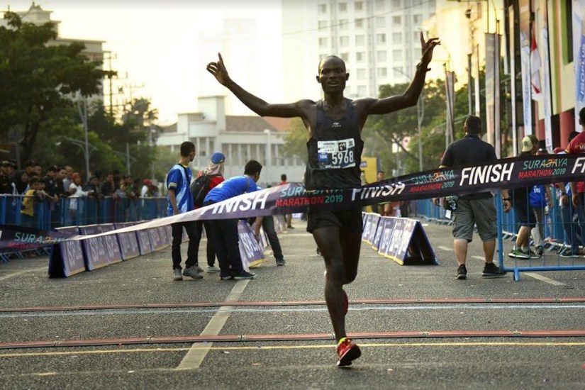 Peserta Asing Surabaya Marathon Puji Kualitas Udara Kota Pahlawan