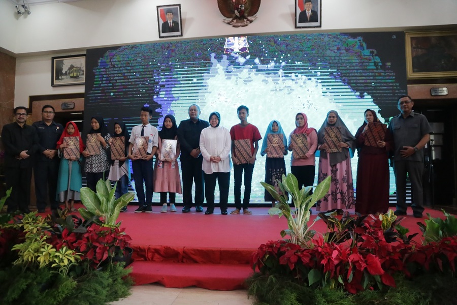 Pemkot Surabaya Bantu Uang Saku dan Modal Usaha Warga Eks Lokalisasi Tambak Asri