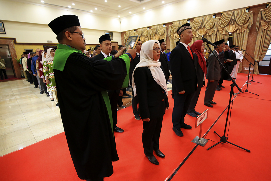 Akibat Cuaca Ekstrem dan Sibuk Keliling, Wali Kota Risma Baru Gelar Mutasi dan Rotasi di Lingkungan Pemkot Surabaya