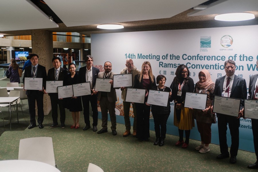 Surabaya Kota Pertama di Indonesia Penerima Wetland City Accreditation